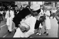 The famous Life magazine photograph taken by Alfred Eisenstaedt on August 14, 1945